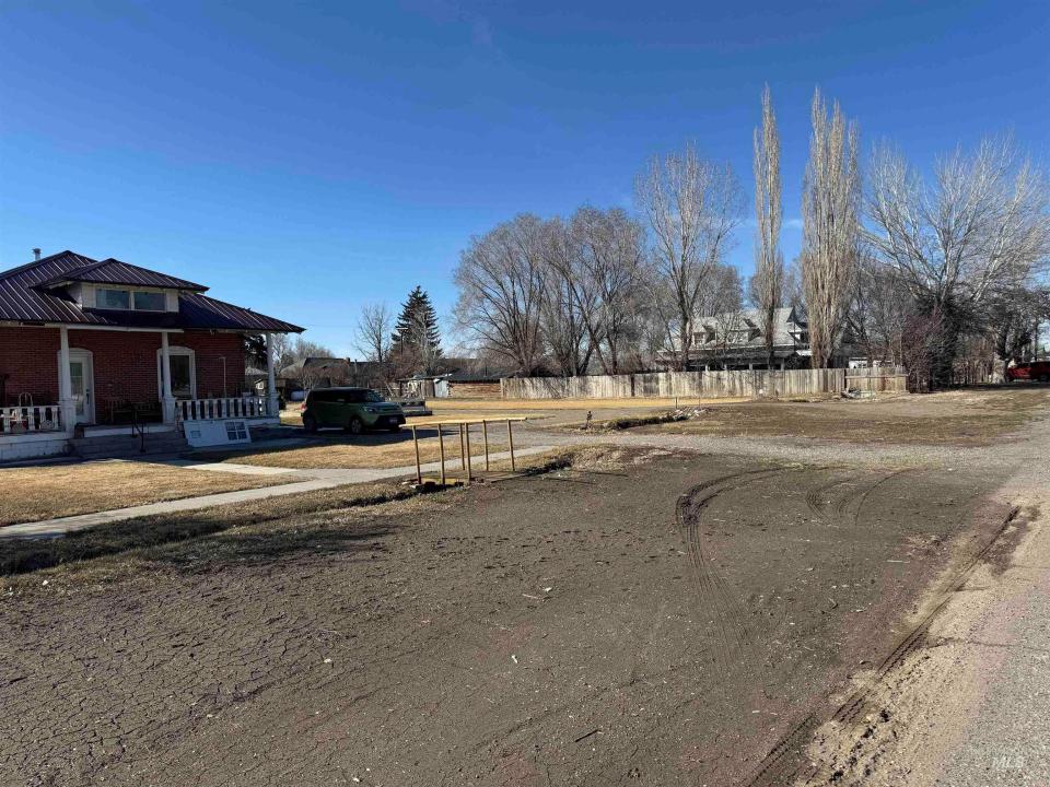 145 N Lincoln, Oakley, Idaho 83346, USA