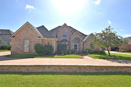 12608 Redstone Court, Oklahoma City, Oklahoma 73142, USA