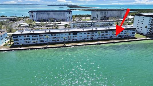 7 Dunoon Place , Unit 104, Dunedin, Flórida 34698, Estados Unidos