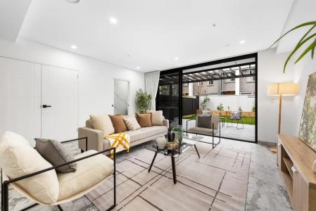 2/47 Kirkham Road, Auburn, NSW 2144, Australia
