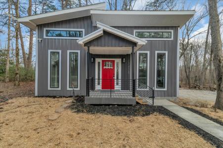 17458 SR50, Altamont, Tennessee 37301, USA