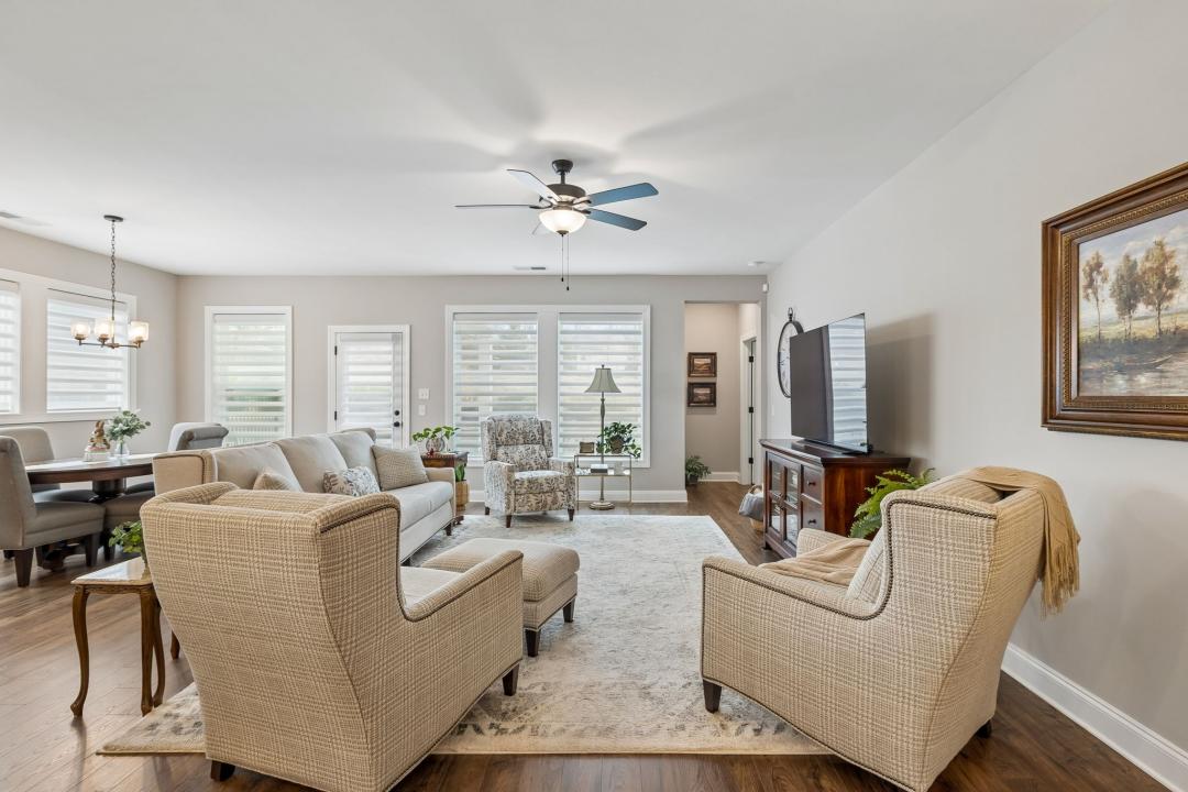 206 Woodhall Ct, White House, 田納西州 37188, 美國