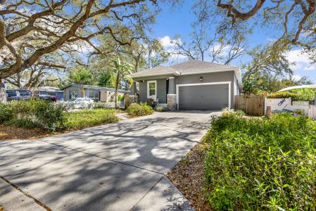 131 Pennsylvania Ave, Palm Harbor, Floryda 34683, USA