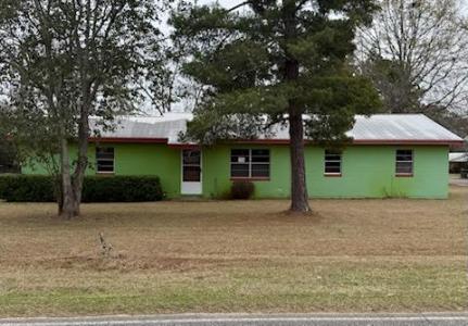 153 Bush Ave, Fitzgerald, Georgia 31750, USA