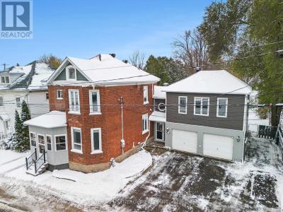 13 LOMBARD STREET, Smiths Falls, Ontario K7A 4E8, Kanada