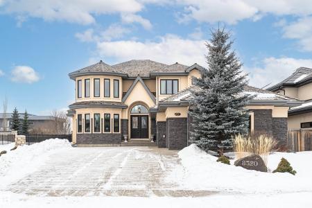 3520 WATSON POINT(E) SW, Edmonton, Alberta T6W 2L2, Canada