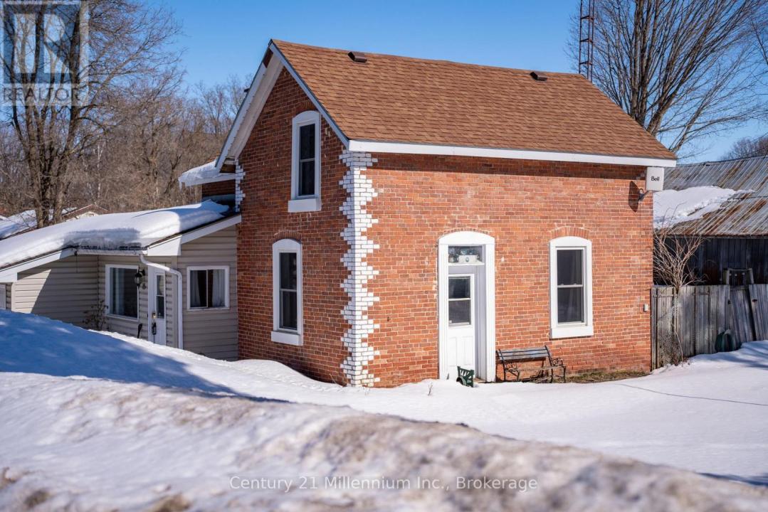 15 ELLEN STREET, Grey Highlands, Ontario N0C 1E0, Canada