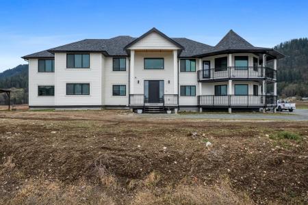 5390 BEHARRELL ROAD, Abbotsford, British Columbia V3G 1P8, Canada