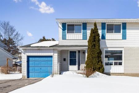 19  Rue Winston-Churchill, Gatineau (Aylmer), Quebec J9H 1H4, Canada