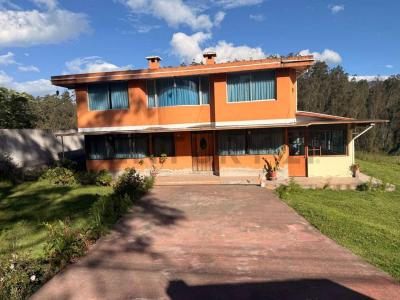 lote 35 y 36, de la manzana siete, de la seccion D, ubicado en la parroquia La Merced, Ala lote 35 y 36, Quito, Pichincha 00001, Ecuador