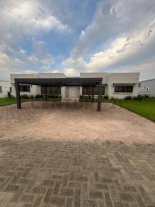 URBANIZACION SURUBII , Mariano Roque Alonso, Fernheizung 00001, Paraguay