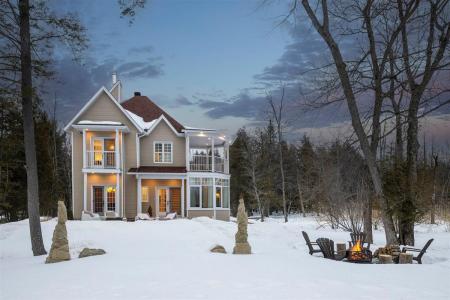 309  Ch. du Nordet, Magog, Quebec J1X 0M8, Canadá