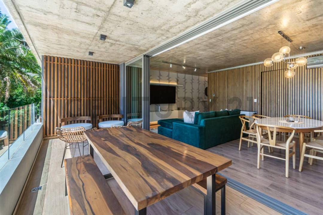 Tres De Febrero, GBA Oeste 1682, Argentine