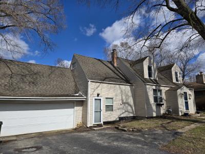 16517 Plainview Drive, Markham, Illinois 60428, USA