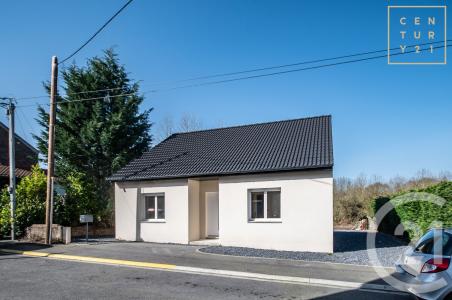 Hautmont, Nord-Pas-de-Calais 59330, France