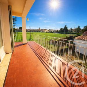 La Tour D Aigues, Provence-Alpes-Côte d'Azur 84240, France