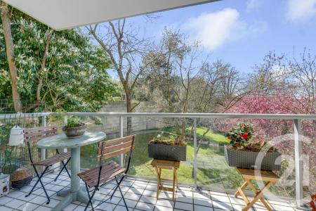 Issy Les Moulineaux, Île-de-France 92130, France