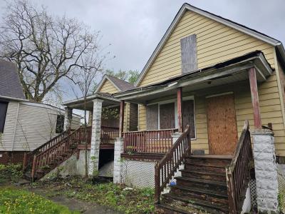 11920 S. Calumet Ave, Chicago, Illinois 60628-6225, USA