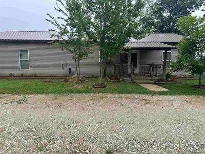 3269 Hampton Ridge Road, Genoa, West Virginia 25517