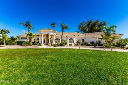 39899 N CREEKSIDE Road, San Tan Valley, Arizona 85140, USA