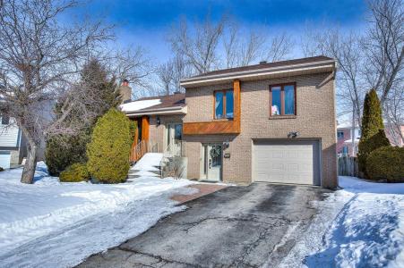12899C  Rue Plaisance, Montréal (Pierrefonds-Roxboro), Quebec H8Z 1Z1, Canadá