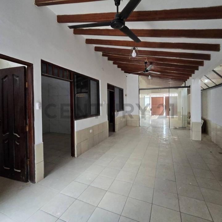 C/ TARIJA ENTRE ANTONIO VACA DIEZ Y SUCRE , San Vicente, Beni 00001, בוליביה