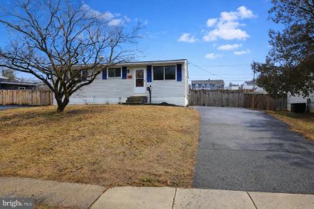 103 Tuscany Rd, Aston Mills, Pennsylvania 19014, USA