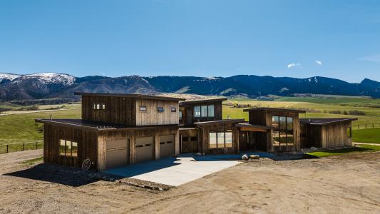 838 HWY 335, Big Horn, Wyoming 82833, USA