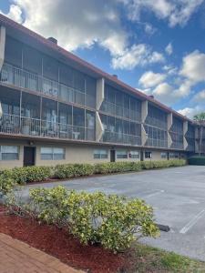 2500 E Coral Springs Drive #202, Coral Springs, Florida 33065, USA