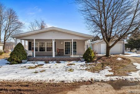 1407 Breeze Way E, Newfane, NY 14108, USA