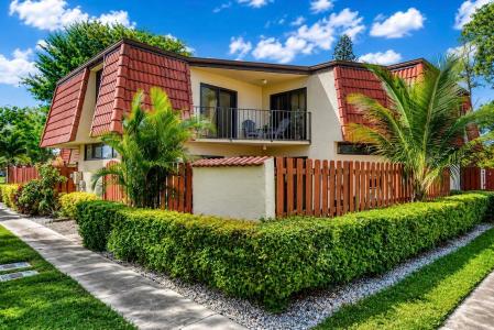 3838 Victoria Drive, West Palm Beach, Florida 33406, USA