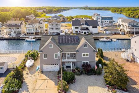 33 Sands Point Road, Waretown, NJ 08758, USA