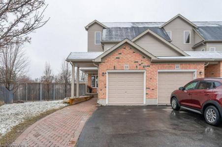 39 BROOKFIELD CRESCENT, Kitchener, 安大略省 N2E 0A6, 加拿大