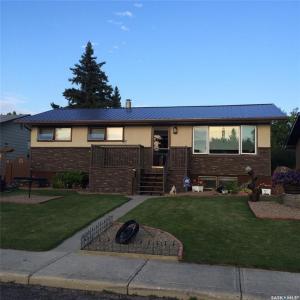 1742 105TH STREET, North Battleford, ساسكاتشوان S9A 1V1, كندا 