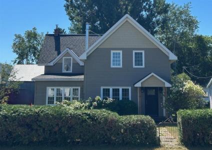 32  Ch. du Pont, Val-des-Monts, Квебек J8N 2J1, Канада