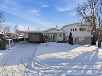 1155Z  Rue Chalifoux, Saint-Hyacinthe, ケベック J2S 4T7, カナダ