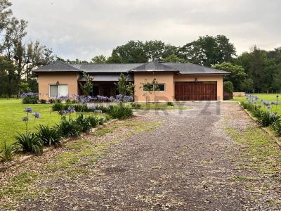 Aristóbulo del valle , Brandsen, GBA Sur 1980, Argentinien