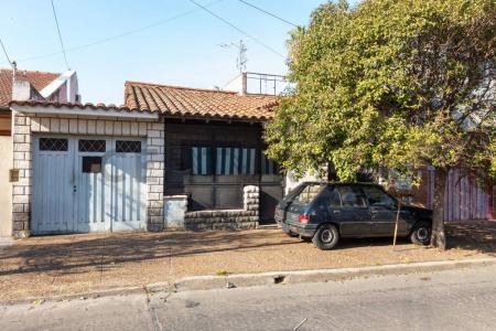 General Lopez 1484, Tres De Febrero, GBA Oeste 1678, Argentina