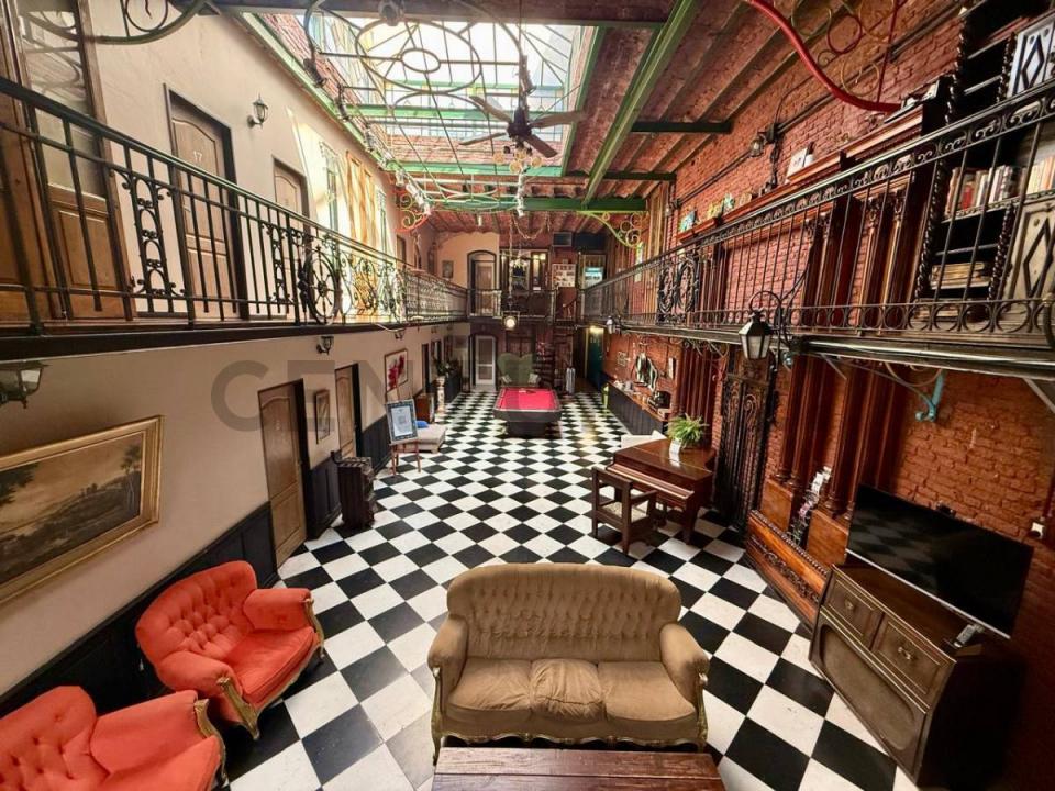 Monserrat, Capital Federal 1086, 아르헨티나