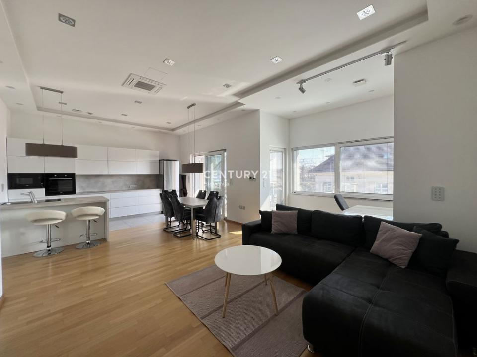 Trstenjakova ulica, Ljubljana, Osrednjeslovenska 1000, Словения