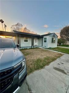 1503 N Chester, Compton, קליפורניה 90221, ארצות הברית של אמריקה