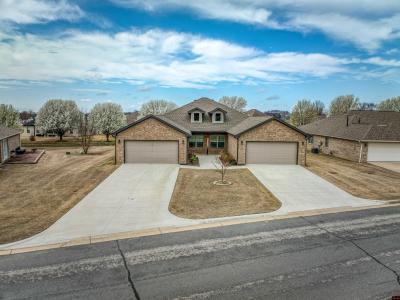 212 TURNBERRY COURT, Mountain Home, Arkansas 72653, USA