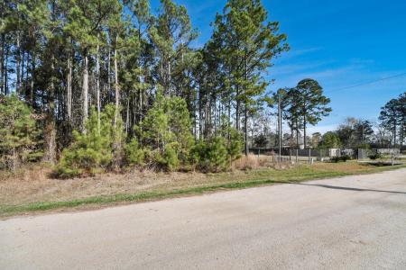 1319 County Road 3479j, Cleveland, تكساس 77327, الولايات المتحدة