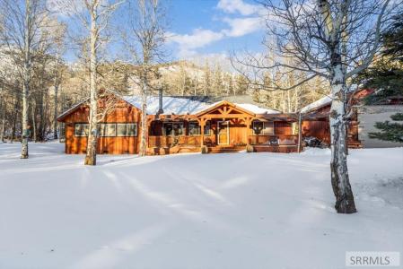 3883/3872 Lake Shore Drive, Island Park, Idaho 83429, USA