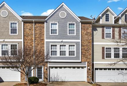 386 NE Satinwood, Waukee, 아이오와 50263, 미국