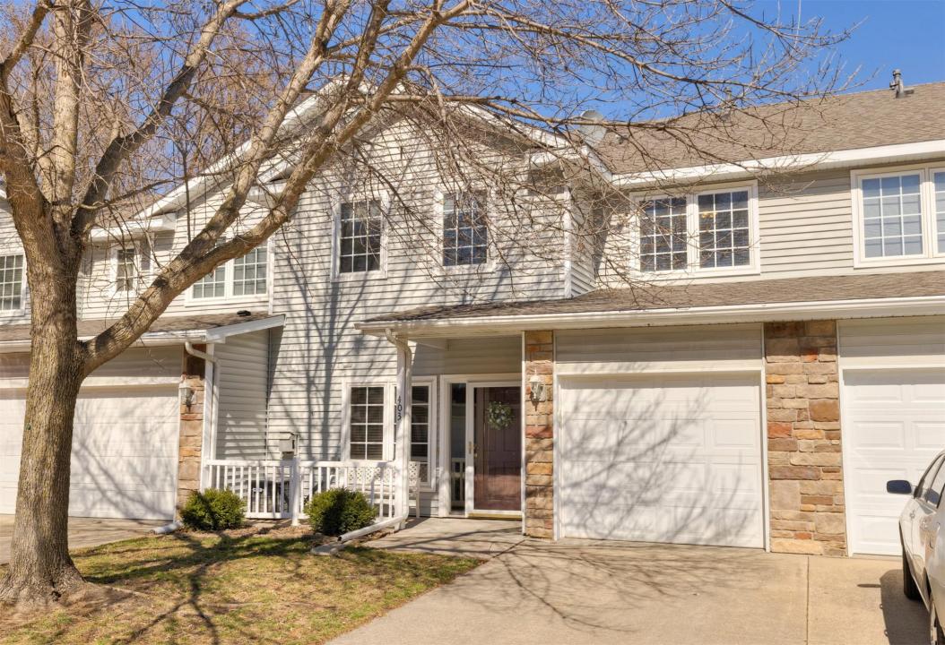 500 N Valley Drive 403, Des Moines, Iowa 50312, USA