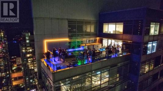 25 TELEGRAM MEWS, Toronto (waterfront Communities), Ontario M5V 3Z1, Canada