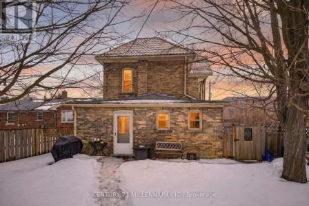 14A ZINA STREET, Orangeville, Ontario L9W 1E1, Canada