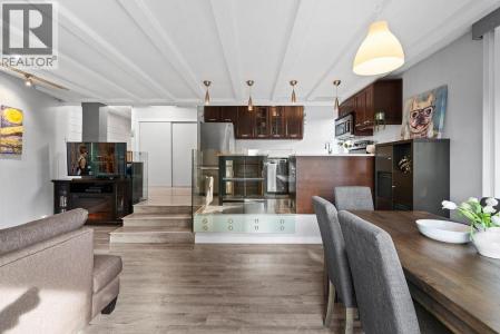 341 MAHON AVENUE, North Vancouver, Britisch-Kolumbien V7M 3E1, Kanada