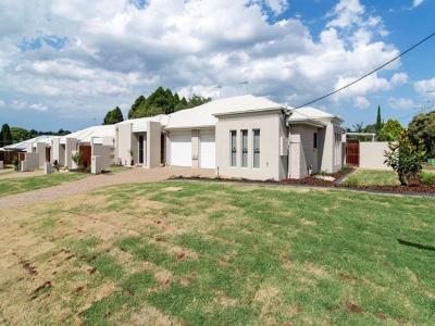 5/99 Long Street, South Toowoomba, QLD 4350, Australia